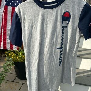 Champion kids T-shirt. Excellent condition!